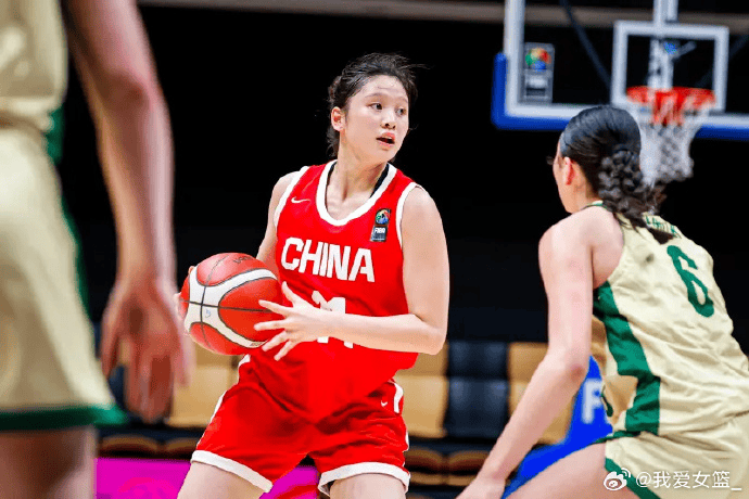 女篮不敌澳