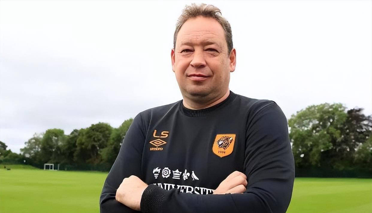 要正式成为, 卓翔的带领