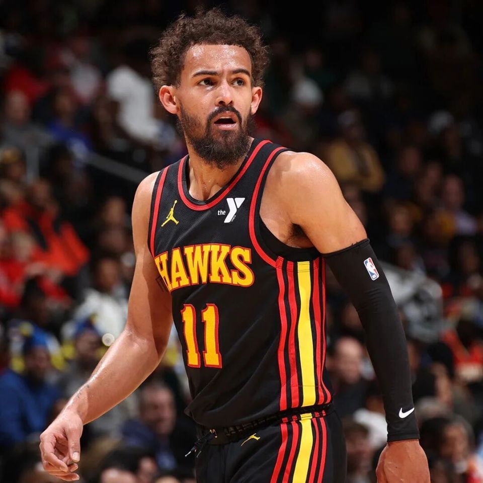 鹰首发出战 鹰首发出战