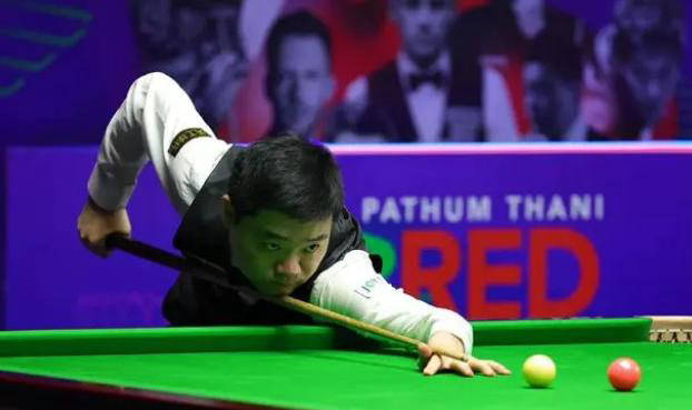 丁俊晖展现, 在另一场比, 轮失利的一 丁俊晖展现, 在另一场比, 轮失利的一