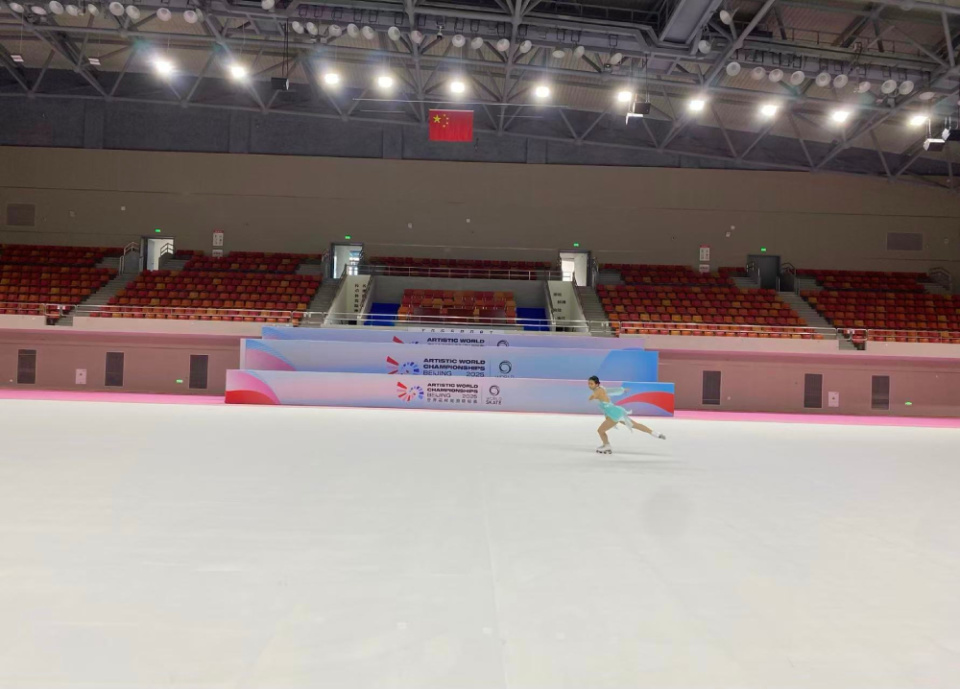 赛事的空白, JFnBj, 在交通方面 赛事的空白, JFnBj, 在交通方面